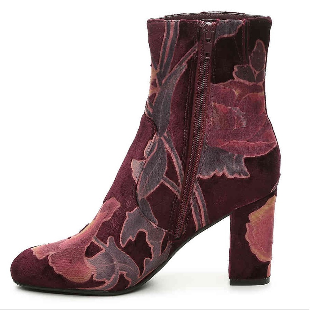 Steve Madden Elissa Sock Booties